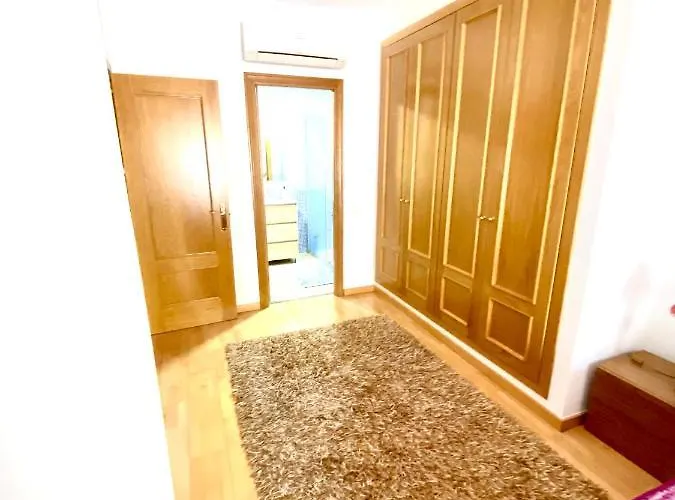 فندق Roni سالو